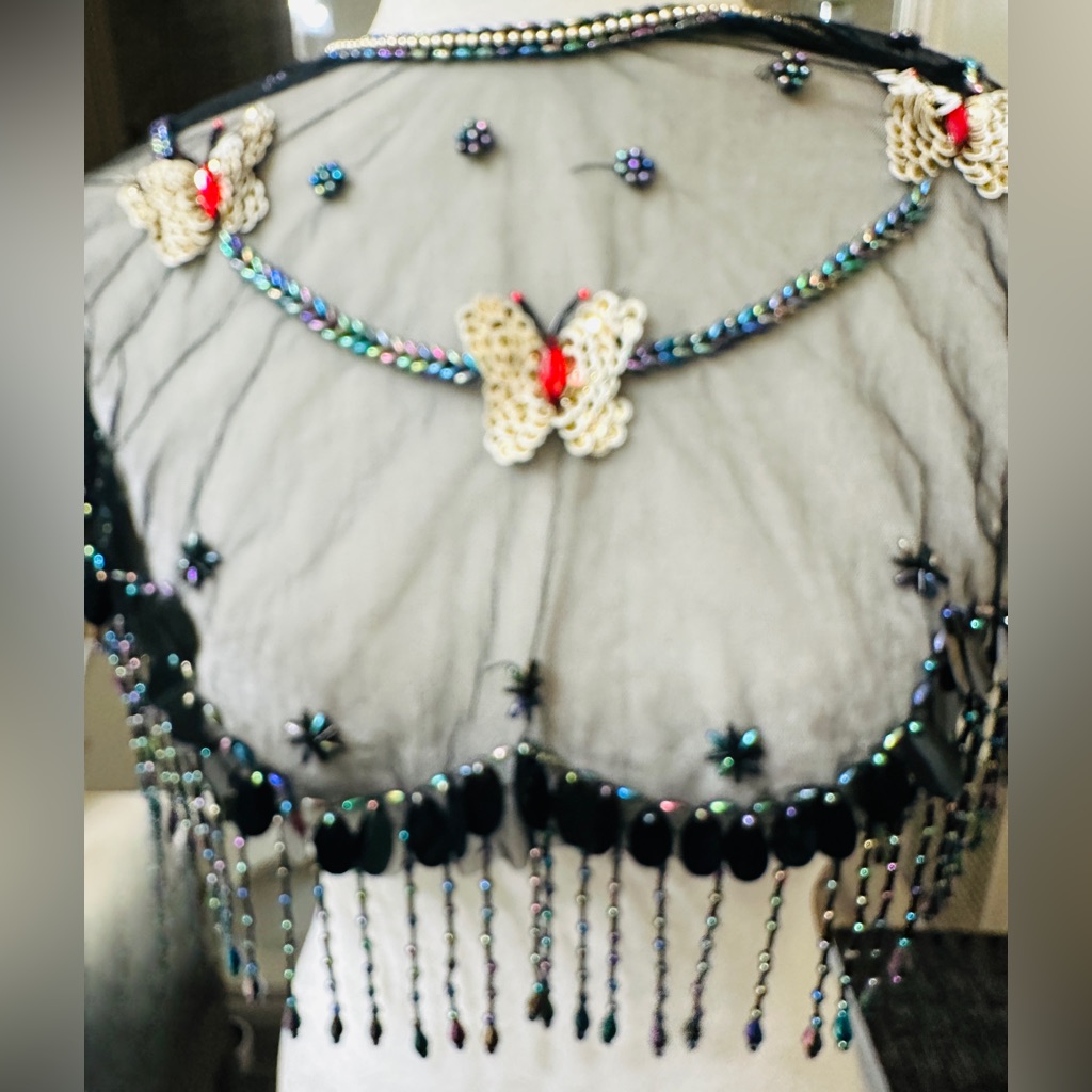 Capelet Beaded Shoulder 1920’s Style Butterfly Mesh Red Gold Accents Topper